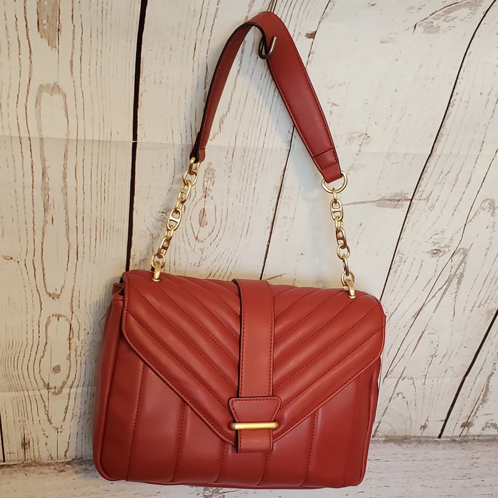 Time and Tru recycled materials Mimi puffer quilted envelope style handbag